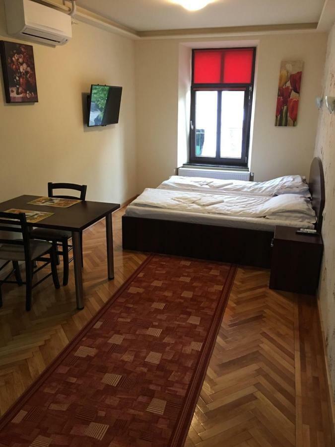 Casa Mots Hotel Sibiu Exterior photo